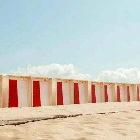 아파트 Cozy In Near Beach *